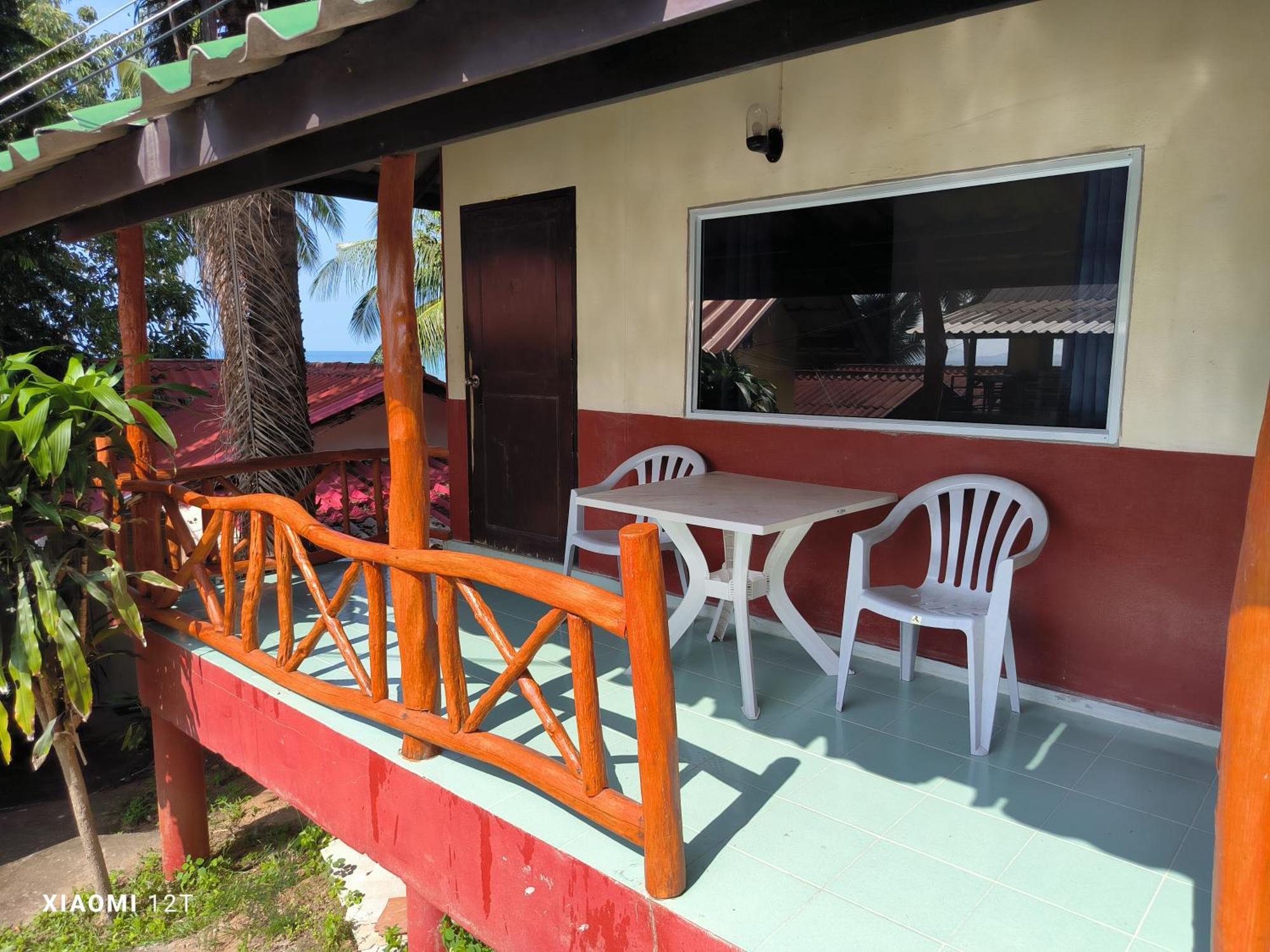 Golden Beach Resort Koh Phangan Baan Tai Room photo