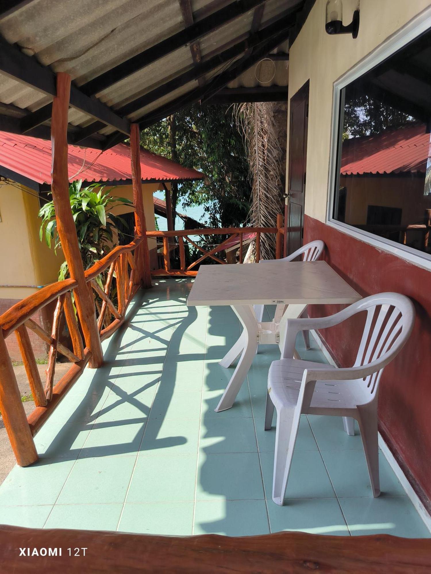 Golden Beach Resort Koh Phangan Baan Tai Room photo